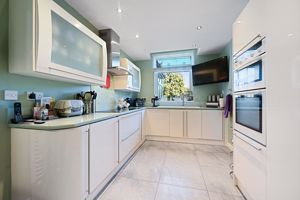 Photo 5- click for photo gallery